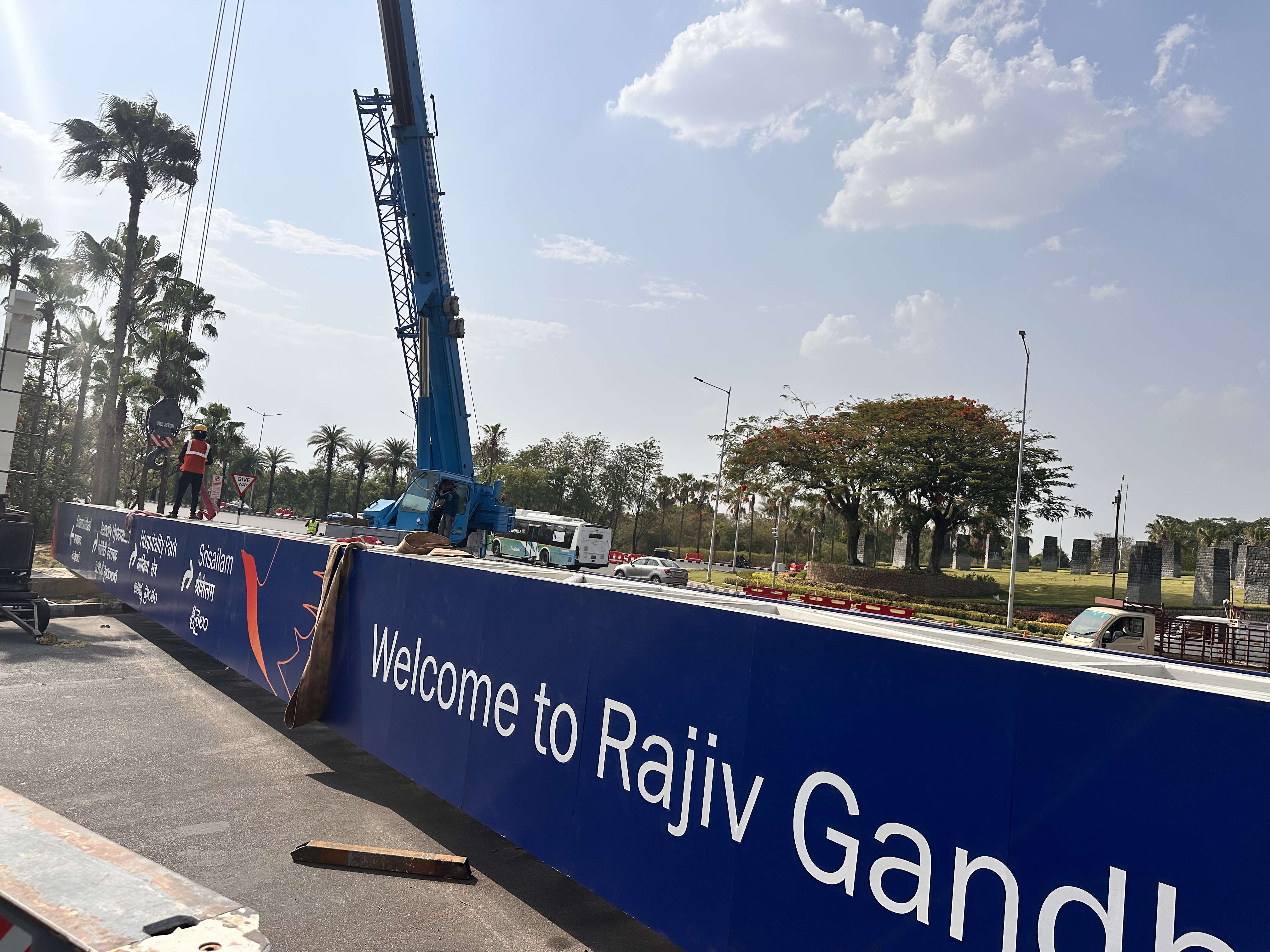 Dual span traffic sign gantry